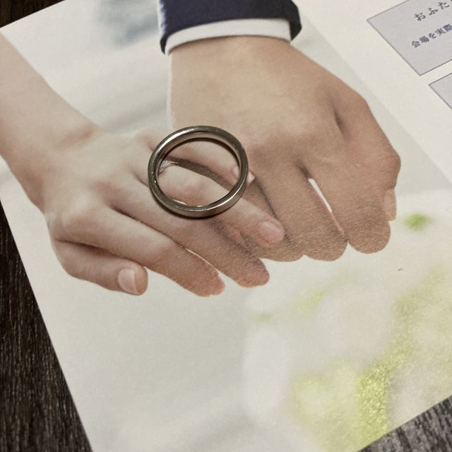 【4℃ BRIDAL(ヨンドシーブライダル)の口コミ】 シンプルで飾りのない一生涯はめていられるリングを探していました。
4℃で…