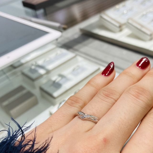 【アイプリモ(I-PRIMO)の口コミ】 １番の決め手は、付けた時に彼が似合うと言って
くれたことです。また、ス…