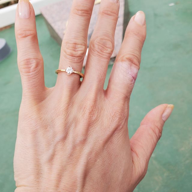 【uchimari(ウチマリ)の口コミ】 自分たちで、土台を作ったり、表面のデザイン、色や形をいろんな種類の中…