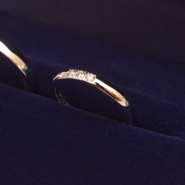 【銀座ダイヤモンドシライシの口コミ】 すこしゴージャスな感じを出したかったので、ダイヤを埋め込みにした事で…