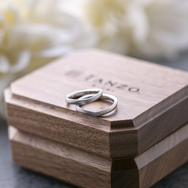 【TANZO.(鍛造指輪)の口コミ】 鍛造製法というところに魅力を感じ、一度お話を聞いたところ、とても丁寧…