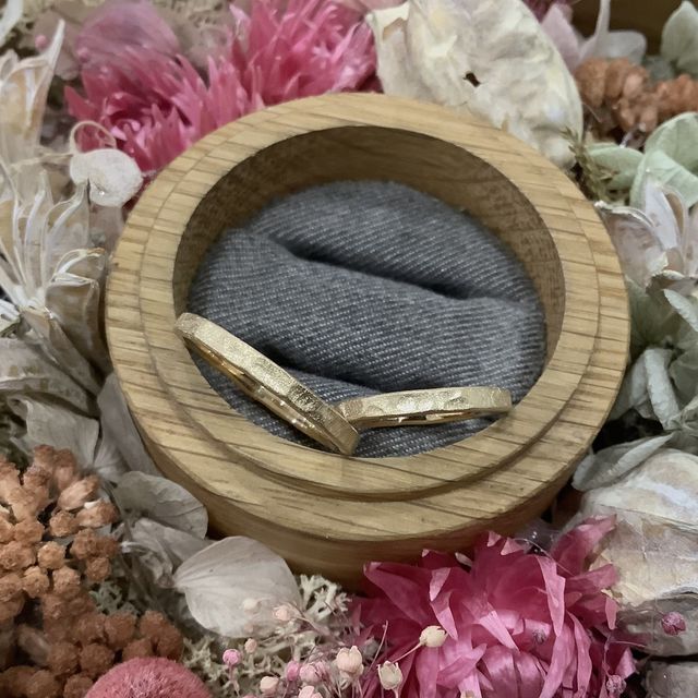 【鎌倉彫金工房の口コミ】 手作りで作りたかった。

お互いに作りあいたいと思っていたから。
SNSで…