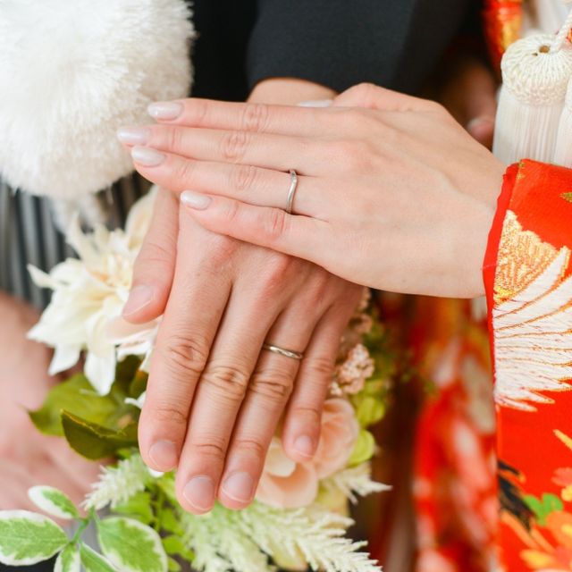 【カルティエ(Cartier)の口コミ】 指輪のデザインがとても綺麗で、指が綺麗に見えました。また、裏表でデザ…