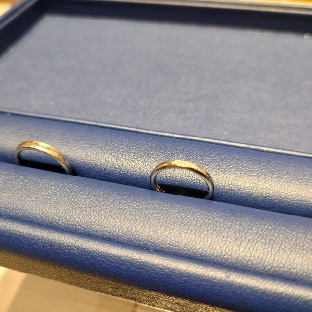 【銀座ダイヤモンドシライシの口コミ】 婚約指輪も同じ店舗で買ったため、セットリンクとして使える指輪を選びま…