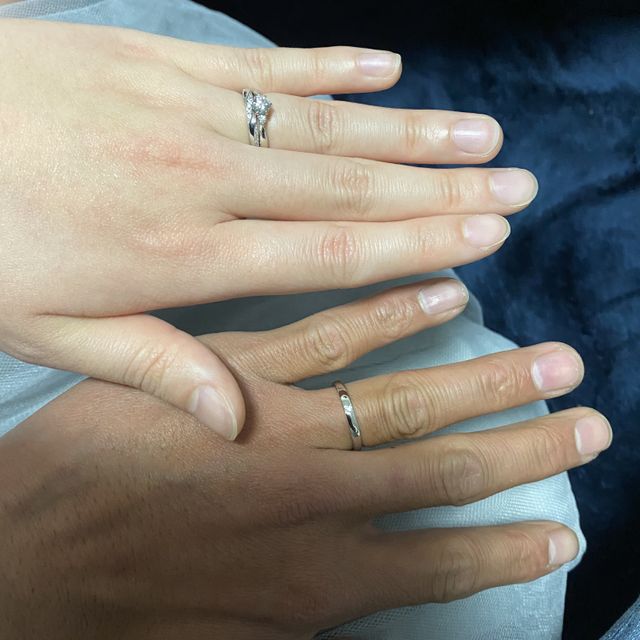 【エクセルコダイヤモンド(EXELCO DIAMOND)の口コミ】 男性でも、宝石付きの指輪が選択でき尚且つ石の種類が多い為自分色の指輪…