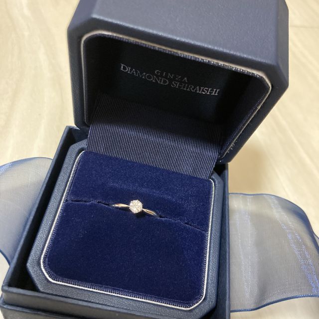 【銀座ダイヤモンドシライシの口コミ】 ダイヤモンドもとても美しく、リングを選ぶ際も店員さんが親切に話を聞い…