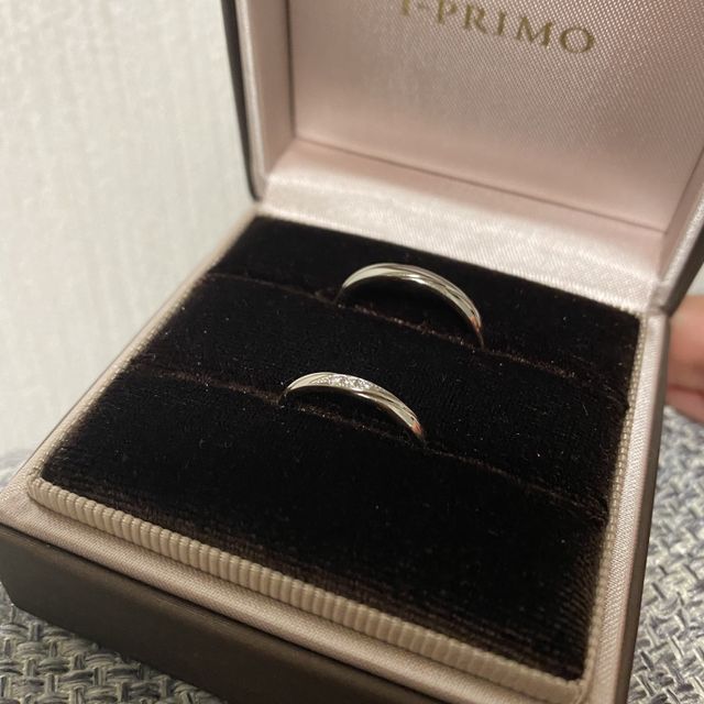 【アイプリモ(I-PRIMO)の口コミ】 結婚指輪はお揃いにしたく、ペアのものを選びました。アイプリモさんはデ…