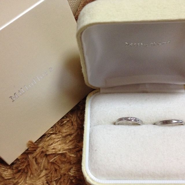 【ミルフローラ(Milluflora)の口コミ】 純プラチナが1番の決めてです、プラチナは錆びないし色褪せないです
傷は…