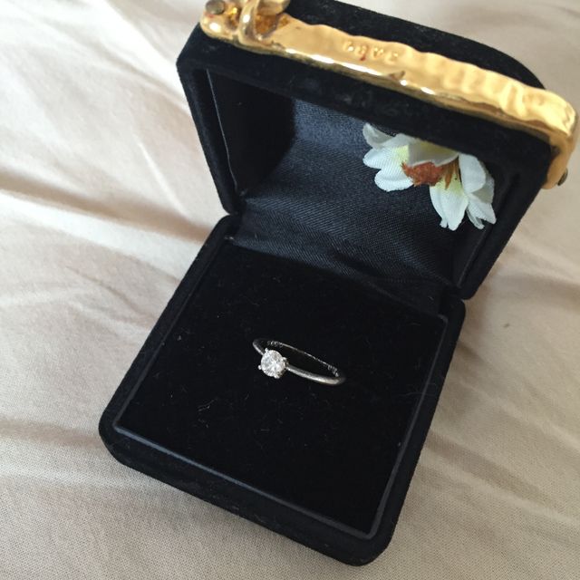 【e.m.の口コミ】 もともとe.m.が好きだったことと、デザインが大変気に入ってこの指輪にし…
