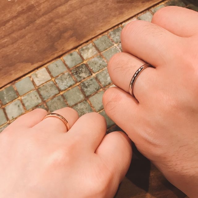 【銀座ダイヤモンドシライシの口コミ】 テーパー処理されており、他ブランドに比べて指通しが気持ちよく、違和感…