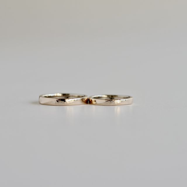 【hitotsuchi(ヒトツチ)の口コミ】 サイトに公開されているフルオーダー制作事例を見ながら、二人で盛り込み…