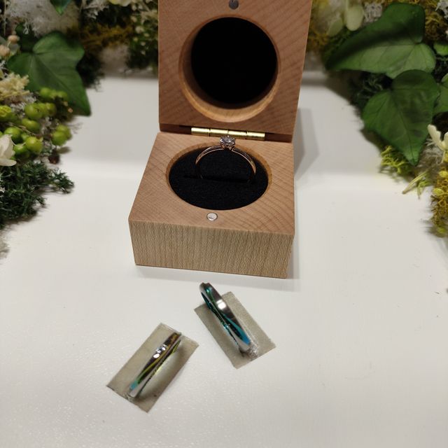 【SORA(ソラ)の口コミ】 婚約指輪はピンクゴールドでダイアは中心に置いたシンプルなものにしまし…