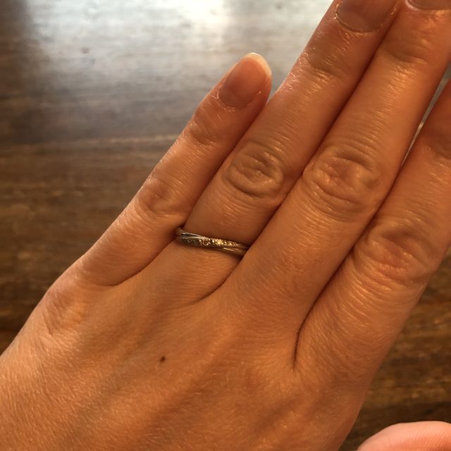 【STAR JEWELRY(スタージュエリー)の口コミ】 色んなブランドがあり、とっても悩みましまが。
購入した時にグラスが貰え…