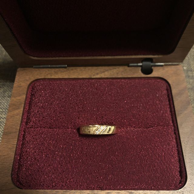 【MIORING(ミオリング)の口コミ】 2人とも少し変わったテイストのデザインが好きで、出来れば和風なものがい…