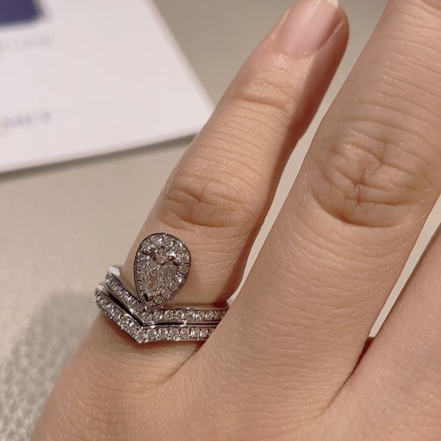 【ショーメ(CHAUMET)の口コミ】 婚約指輪をいくつか見たいとお話ししたところ出してくださいました。同じ…