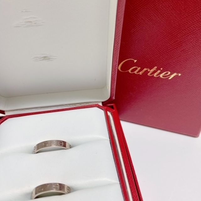【カルティエ(Cartier)の口コミ】 夫が、結婚指輪らしいシンプルなものが苦手とのことで、少しデザイン性の…