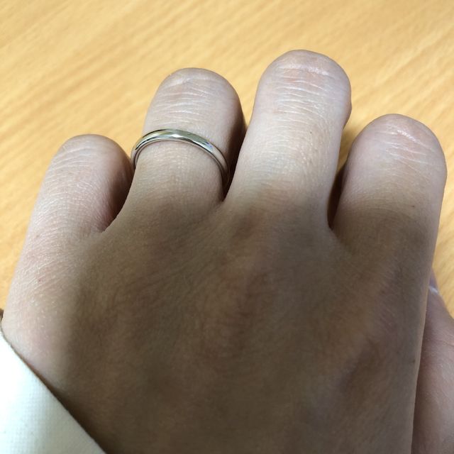 【ケイウノ ブライダル(K.UNO BRIDAL)の口コミ】 型を決めて、そこからデザインを決めていきました。
定番の形から細かなデ…