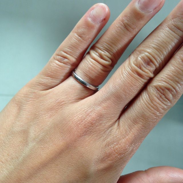 【ヴァン クリーフ＆アーペル(Van Cleef & Arpels)の口コミ】 結婚指輪は毎日はめるものなので、指馴染みがいいものを探していました。
…