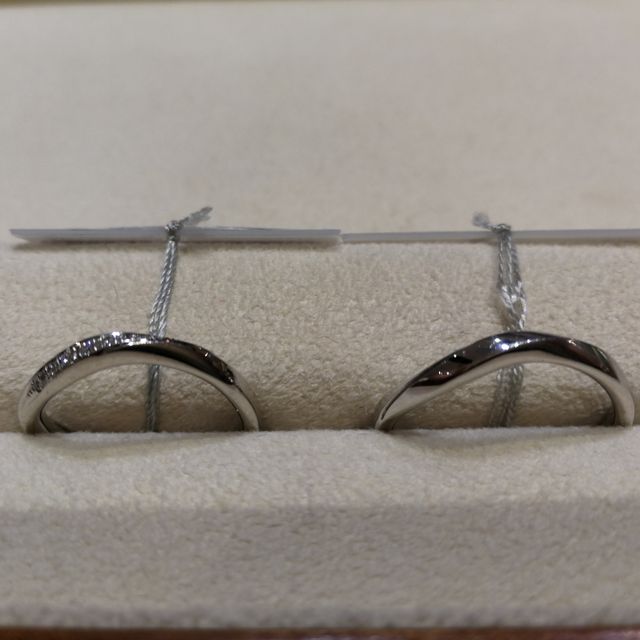 【TRECENTI(トレセンテ)の口コミ】 定番のストレートから波形まで幅広く揃えてあり、選択に困りませんでした…