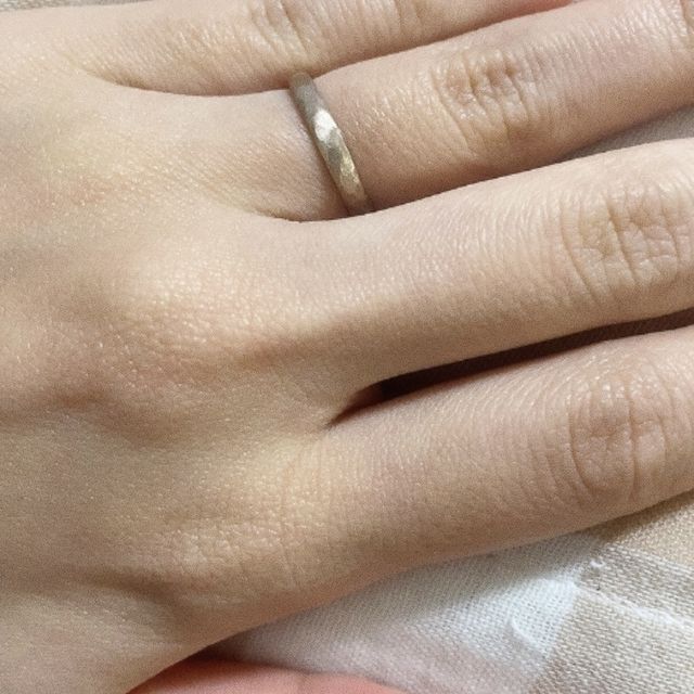 【SIENAROSE(シエナロゼ)の口コミ】 肌の色に馴染む、ロゼチナ素材とナチュラルなデザインに惹かれて購入しま…