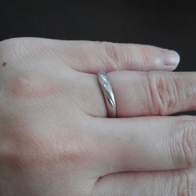 【4℃ BRIDAL(ヨンドシーブライダル)の口コミ】 どこのブランドにしようかは、主人がずっと前から決めていたとのことで、…