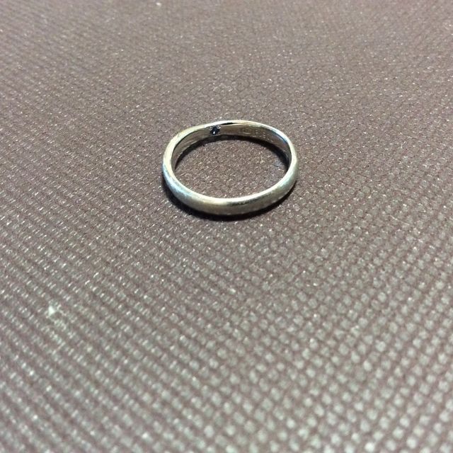 【ミルフローラ(Milluflora)の口コミ】 二人ともいくつか見た中で、ピンと来た指輪が同じだったので、そのままそ…