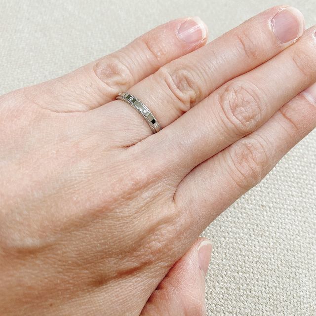 【ヴァンドーム青山(VENDOME AOYAMA)の口コミ】 1.デザイン
動きのあるタイプかフラットタイプか迷ったのですが、長く付け…