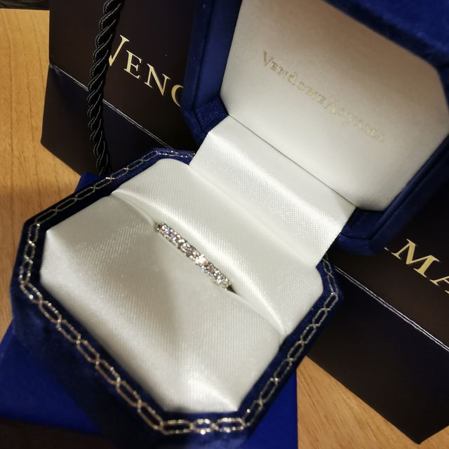 【ヴァンドーム青山(VENDOME AOYAMA)の口コミ】 結婚指輪の買い替えで購入。普段付けることがあまりできないため、エタニ…