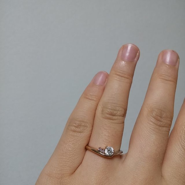 【アイプリモ(I-PRIMO)の口コミ】 初めて指輪の相談に行ったときからデザインが気に入りました。
お店の方か…