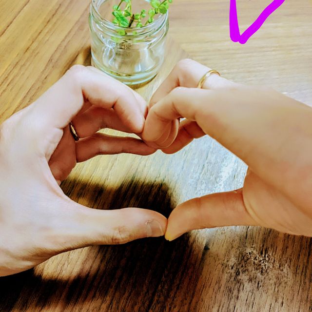 【銀座ダイヤモンドシライシの口コミ】 私たちが指輪を決めた理由は、つけ心地の良さと可愛さです。試着した時に…