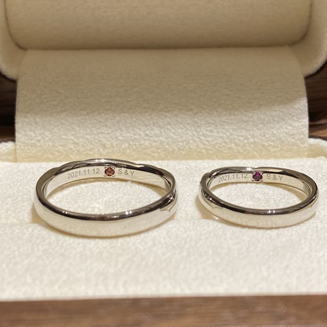 【TANZO.(鍛造指輪)の口コミ】 キラキラ光る高級感のある指輪が好きでダイアモンドの数にまでこだわって…