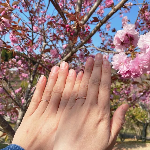 【銀座ダイヤモンドシライシの口コミ】 他の指輪も迷ったものはありましたが、ブーケの指輪を提案していただき、…