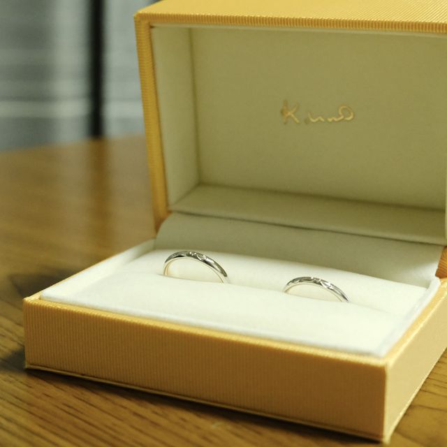 【ケイウノ ブライダル(K.UNO BRIDAL)の口コミ】 指輪のデザインは内側にピンクゴールドが入ったものを探しており、まさに…