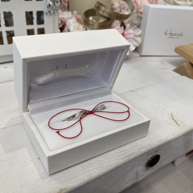 【Hamri(ハムリ)の口コミ】 指の形や特徴に似合う形と自分たちの好みをヒアリングしていただき、決定…