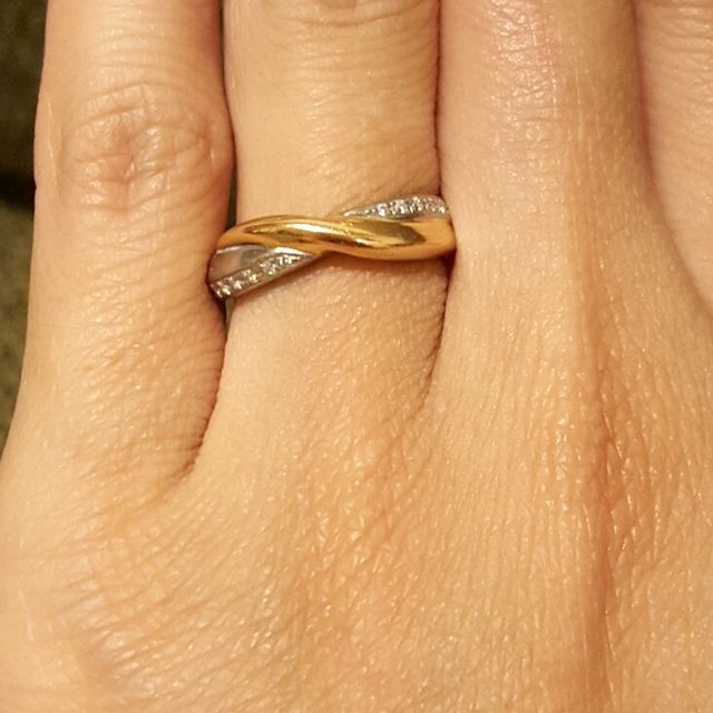 【Ponte Vecchio(ポンテヴェキオ)の口コミ】 シンプル且つ、他の人がしていないような素敵なデザインのものを探してい…