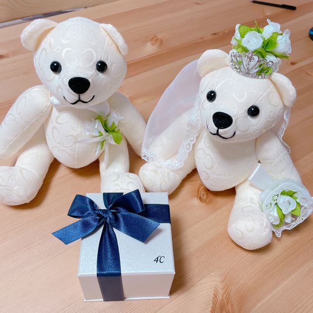 【4℃ BRIDAL(ヨンドシーブライダル)の口コミ】 夫婦ともに指輪にそこまでこだわりが無く、でも結婚の記念として、形とし…