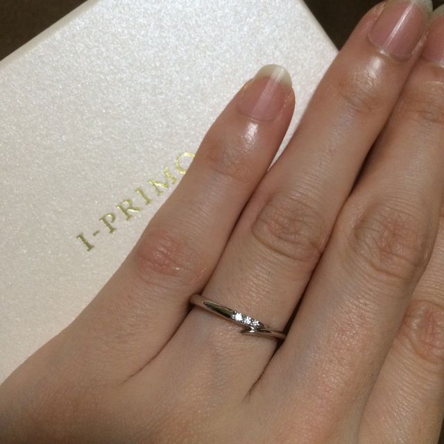 【アイプリモ(I-PRIMO)の口コミ】 デザインも気に入り、価格もお手頃だった為決めました。一つ一つ指輪に名…