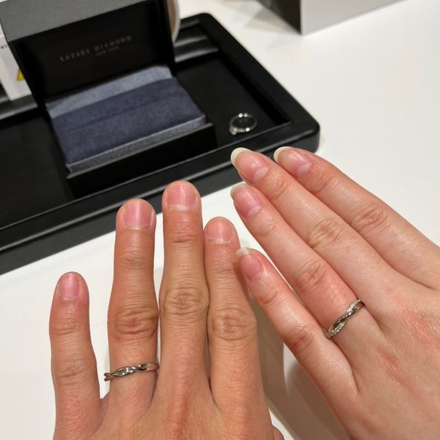 【ラザール ダイヤモンド(LAZARE DIAMOND)の口コミ】 他のブランドの指輪もつけましたが、こちらをつけたときのトキメキが最後…