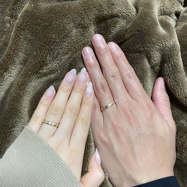 【アイプリモ(I-PRIMO)の口コミ】 デザイン重視で決めました。色はプラチナよりも18金イエローゴールドの方…