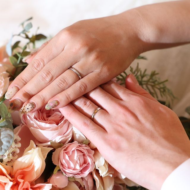 【銀座ダイヤモンドシライシの口コミ】 ストレートですっきり見えて、シンプルにダイヤモンド1石または、ダイヤモ…