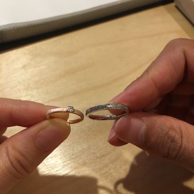 【ith(イズ)の口コミ】 見本の中から素敵だなぁと思った一つを選び、色やデザイン、指輪の細さな…