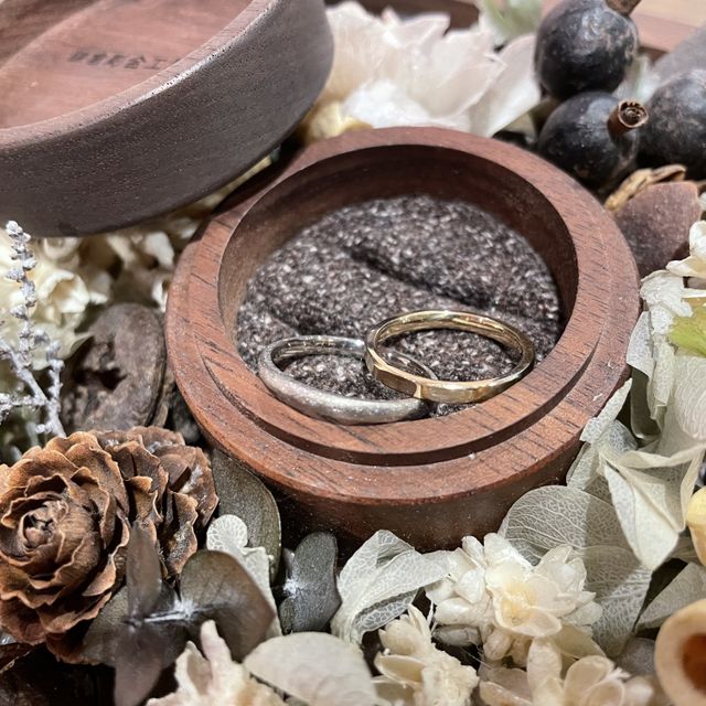 【鎌倉彫金工房の口コミ】 様々なデザイン、仕上がりがあります。素材もプラチナ、K18のイエローゴー…