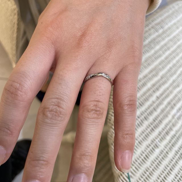 【LAPAGE(ラパージュ)の口コミ】 デザインと付け心地で決めました。
軽い付け心地とおしゃれなデザインが気…