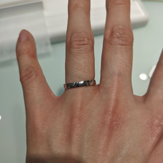 【PILOT BRIDAL(パイロットブライダル)の口コミ】 私は万年筆の収集が趣味なので、万年筆メーカーとしても有名で馴染みのあ…