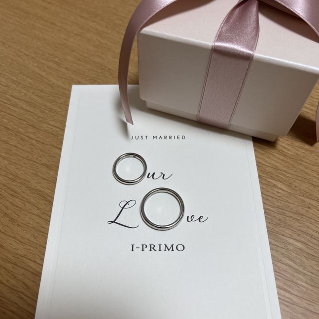 【アイプリモ(I-PRIMO)の口コミ】 シンプルで上品な指輪を探していました。
アイプリモは、シンプルなデザイ…