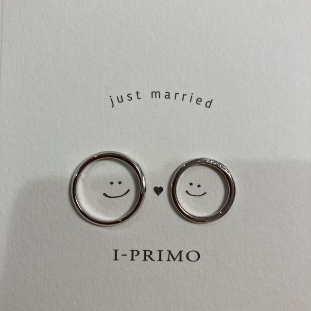 【アイプリモ(I-PRIMO)の口コミ】 プラチナリングでシンプルなデザインでありながらも、ダイヤが斜めに入っ…
