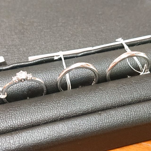 【TRECENTI(トレセンテ)の口コミ】 メンズ指輪が決め手になりました。
・デザインの馴染み良さ
・着けたとき…