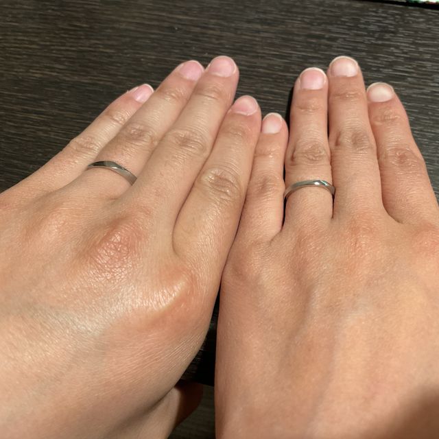 【CRAFY(クラフィ)の口コミ】 思い出を作りたいという事で、自分たちで作れる結婚指輪にしました。
クラ…