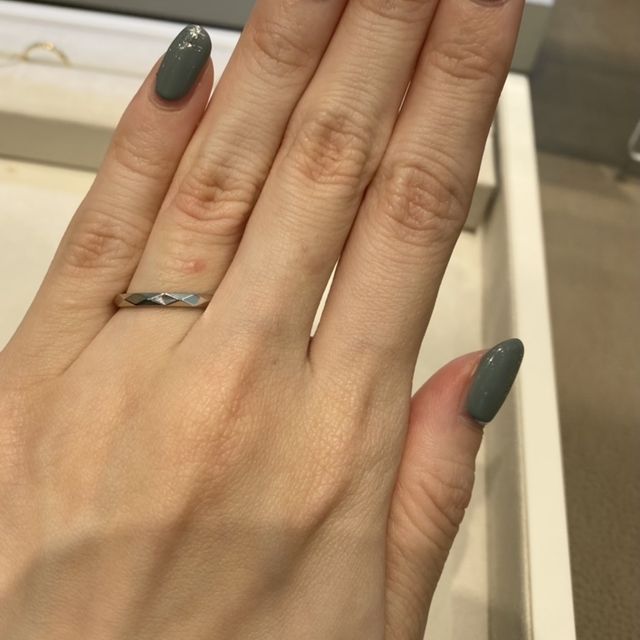 【ブシュロン(BOUCHERON)の口コミ】 ブシュロンのファセットリングです。プラチナ、ゴールド、ピンクゴールド…