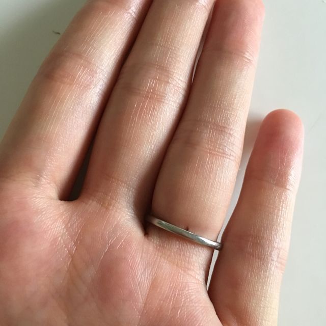 【4℃ BRIDAL(ヨンドシーブライダル)の口コミ】 金属アレルギーが心配だったので、アレルギーの少ない純度の高いプラチナ…